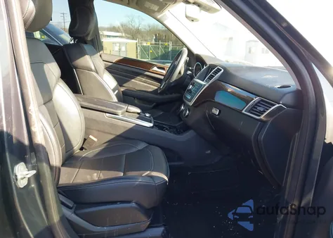 2015 Mercedes-Benz Ml 350 4Matic z USA, uszkodzony, nr VIN 4JGDA5HB3FA494953